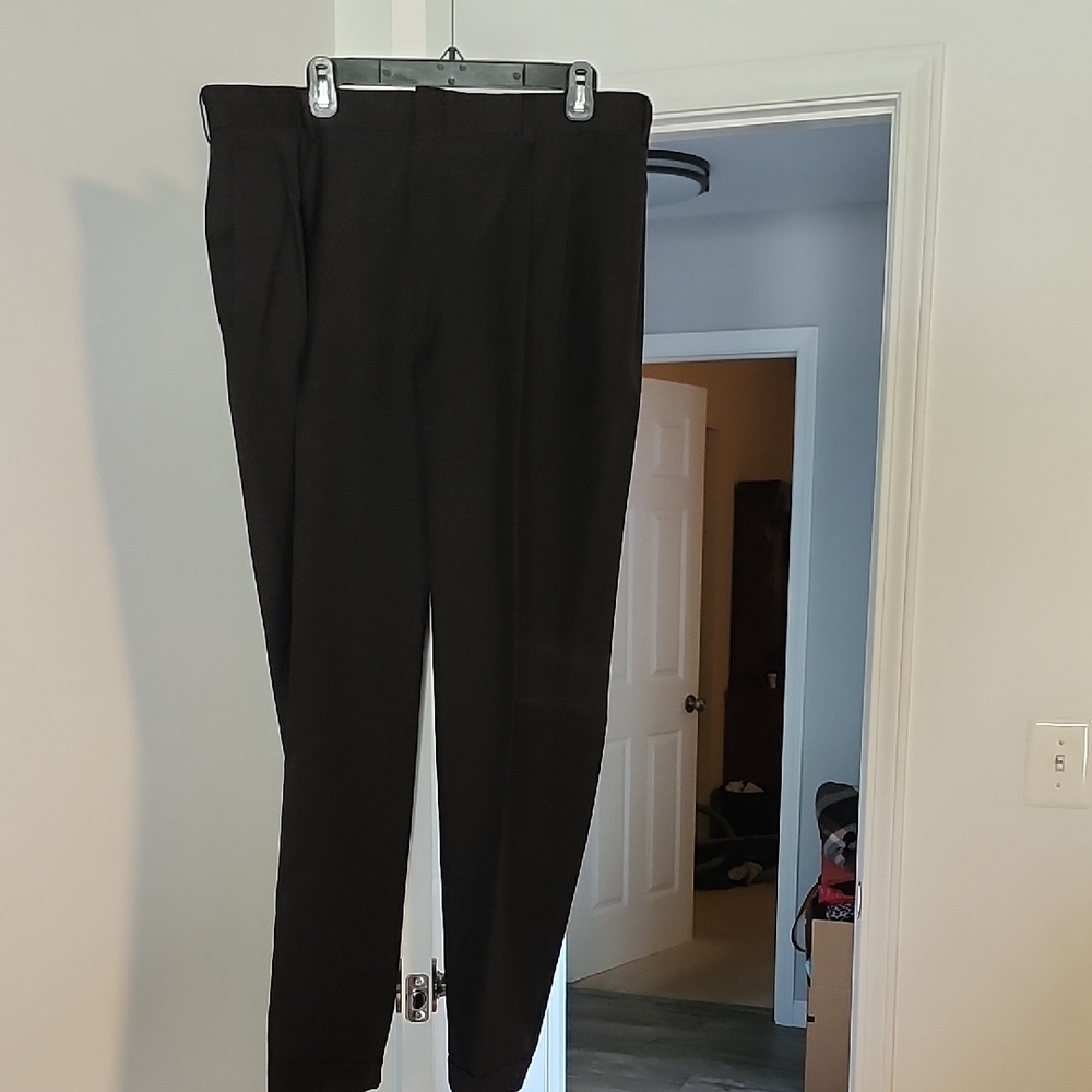 Jos. A. Bank Black Pleated Dress Pants 38x30